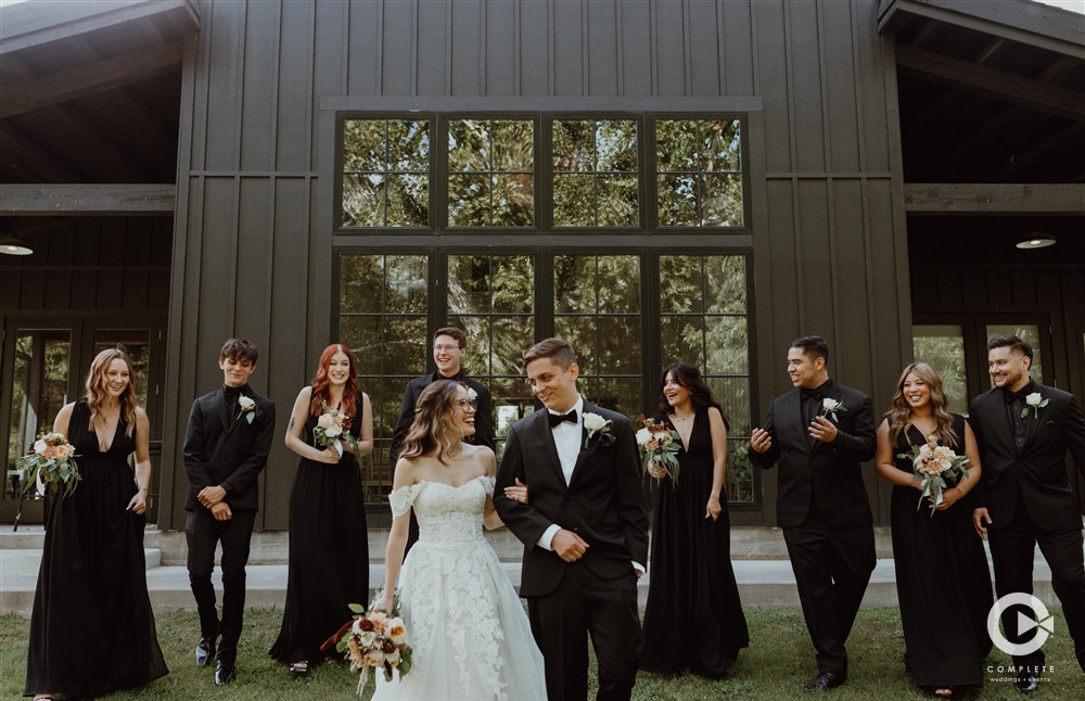 Summer Wedding Party Spain Ranch Tulsa Oklahoma